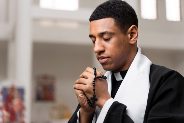 How to Hear God Clearly in a Noisy World: Daily Habits That Strengthen Spiritual Sensitivity